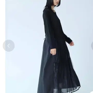 LASUD ACTIVE 의 이소재 롱 원피스