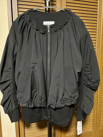 CYNICAL 블랙 점퍼/블루종