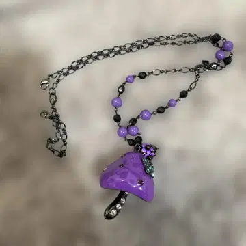 ANNA SUI 보라색 버섯 모양 펜던트 목걸이
