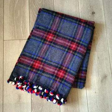 J.Crew 머플러 체크 무늬 폼폼 포함