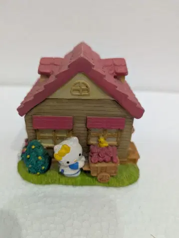 헬로키티 집 모양 소품함 케이스