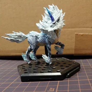 몬스터 헌터 기린 피규어 캡콤 피규어 빌더