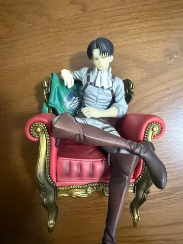 진격의 거인 리바이 제일복권 날아라! 조사병단! A상 리바이 피규어