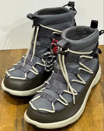 KEEN UNEKE SNK CHUKKA WP 26.0cm