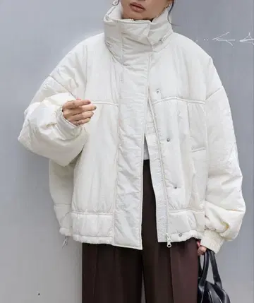 MONO-MART 2WAY 발수 숏 기장 충전솜 몬스터 블루종