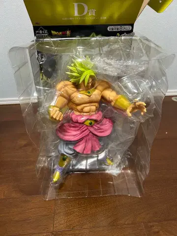 드래곤볼 D상 브로리 피규어