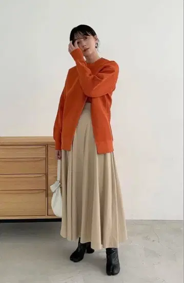 MANOF 워셔블 니트 탑