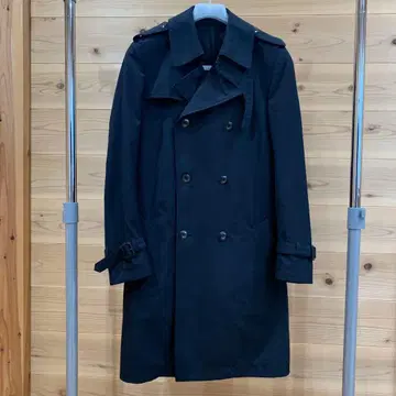 어태치먼트 트렌치코트