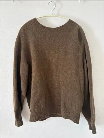 스티븐 앨런 카키 크루넥 스웨터