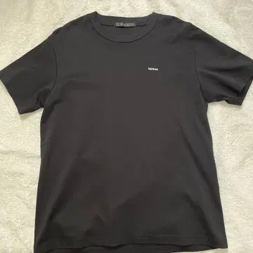 타트라스 티셔츠