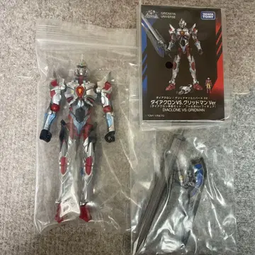 그리드맨 유니버스 02 다이아클론 VS. 그리드맨 Ver 그리드맨