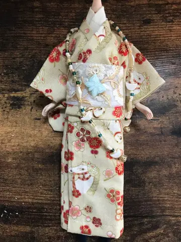 2026년 계묘년 말띠 기모노 브라이스 리카짱 아웃핏 베이지