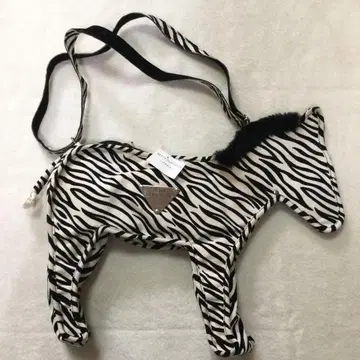 BETTY DUMOULIN 제브라 패턴 숄더백