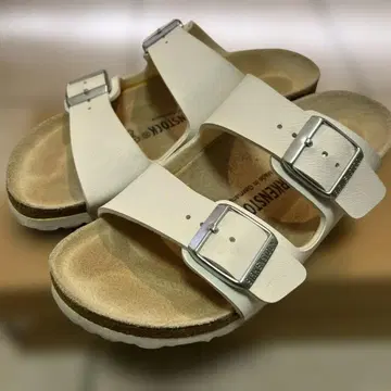 BIRKENSTOCK 22.5