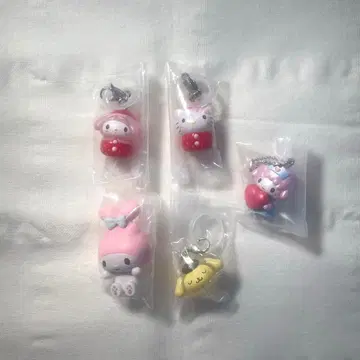 산리오 딸기 마크 액세서리 묶음 판매 마이멜로디 키티 포무포무푸린