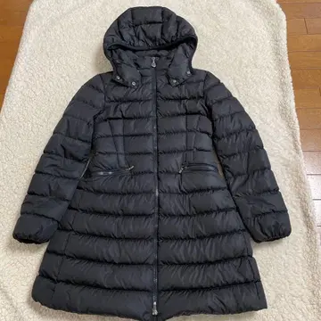MONCLER 블랙 다운 자켓 후드 부착