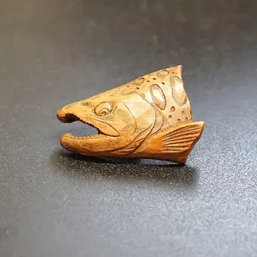 산천어 브로치 중고품 요시다 히카루