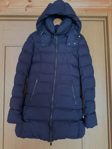 새상품급 TATRAS 다운 코트 네이비 03
