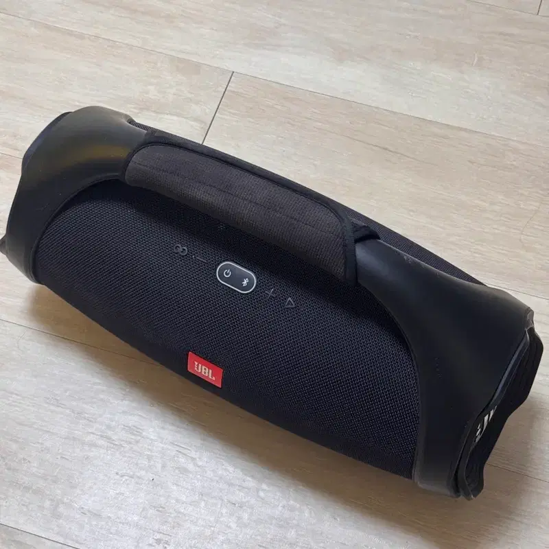 jbl boombox2