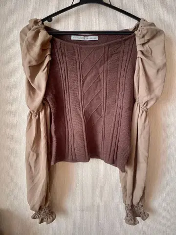 [ 택 포함 새상품 ] 메종 드 플뢰르 카논 상의