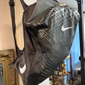 Nike 블랙 백팩 그리드