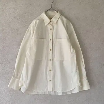 새상품급 IENA 이에나 빅 포켓 부착 셔츠 아이보리