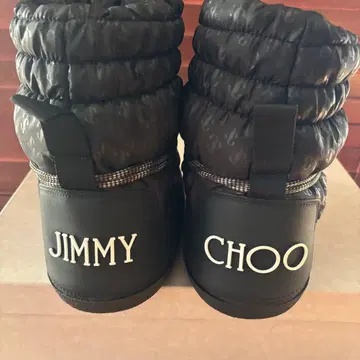 JIMMY CHOO 블랙 다운 부츠 37-39