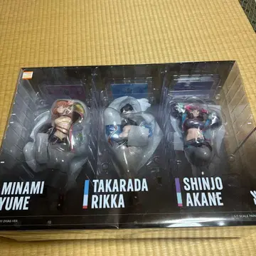 그리드맨 유니버스 피규어 3체 세트