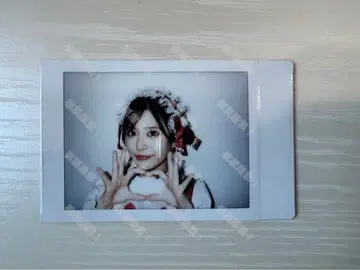 츠키아시 아마네 폴라로이드 2025 크리스마스 의상