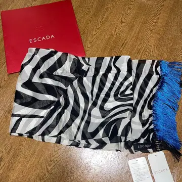 ESCADA 제브라 패턴 실크 스톨