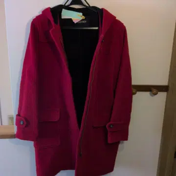 EASTBOY 후드 부착 레드 더플 코트