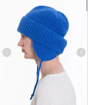 VICTIM x CA4LA 이어 플랩 니트 캡