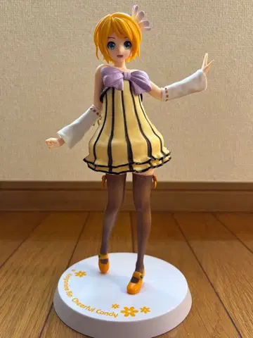 카가미네 린 Cheerful Candy 피규어