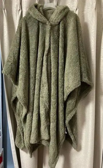 [ 젤라또피케 ] 공룡 판초 담요