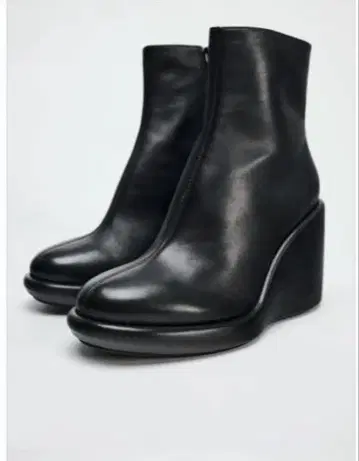 새상품급 ZARA 안감 부착 가죽 힐 숏부츠 37 블랙