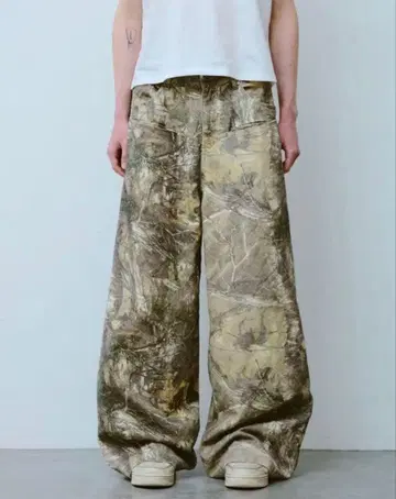 camphor wood wide baggy real tree