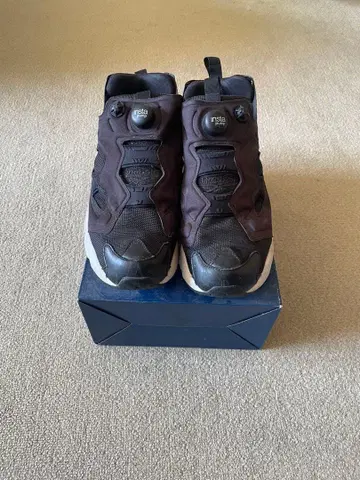 Reebok 펌프 퓨리 블랙