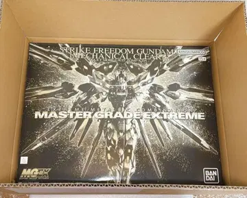 MGEX 1/100 스트라이크 프리덤 건담 메카니컬 클리어