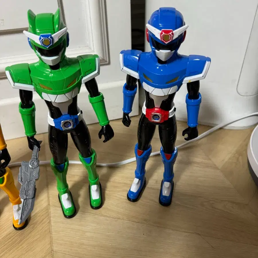 Mini Force Animaltron Figures, 6 pieces bulk #미니특공대 on Bunjang Global Site.