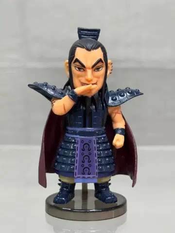 킹덤 월드 컬렉터블 피규어 왕기 중고 상태