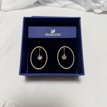 SWAROVSKI 후프 골드 귀걸이