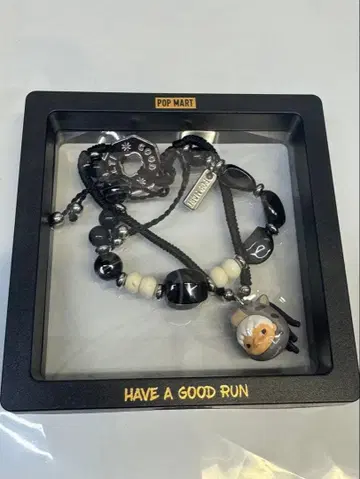 POPMART 마력 전개 팔찌 Hirono