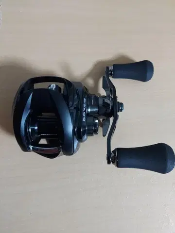 ZILLION TW HD 블랙 베이트 낚시릴