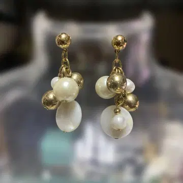 화이트 펄과 골드 귀걸이 fashion Kate spade