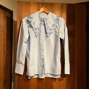 RBS 플로럴 자수 셔츠