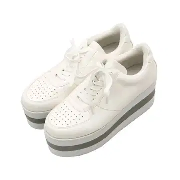 PUNYUS 통굽 스니커즈 26.5cm 사이즈 4 화이트