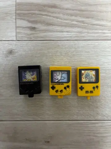 포켓몬 게임보이풍 완구와 카드 세트