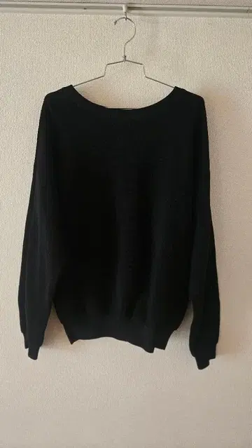 RECTO 한국 디자이너 블랙 니트 크루넥