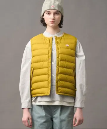 단톤 이너 다운 크루넥 베스트