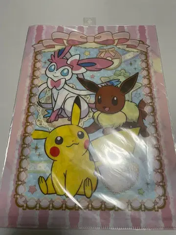 미개봉 포켓몬 피카츄&이브이&님피아 클리어 파일 이브이즈